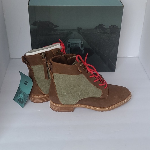 Tom's boot - Picture 2 of 6